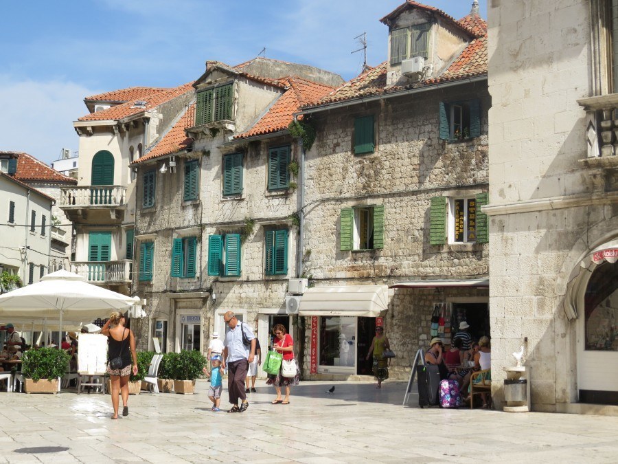 5 Solo Travel Tips | Travel Croatia like a local