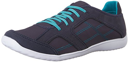 clarks walking shoes for ladies