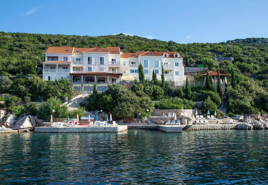 Guide To The 20 Best Beach Resorts In Croatia | Chasing the Donkey